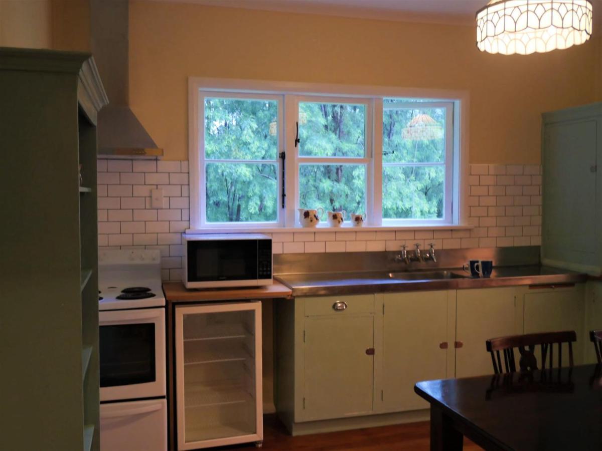 Tinui Food Forest Cottage Whareama Exteriör bild